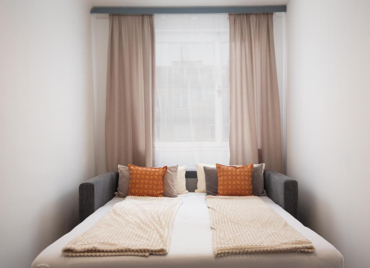 Appartement Brand-new On Shopping Street In Schoenbrunn With Lift Access