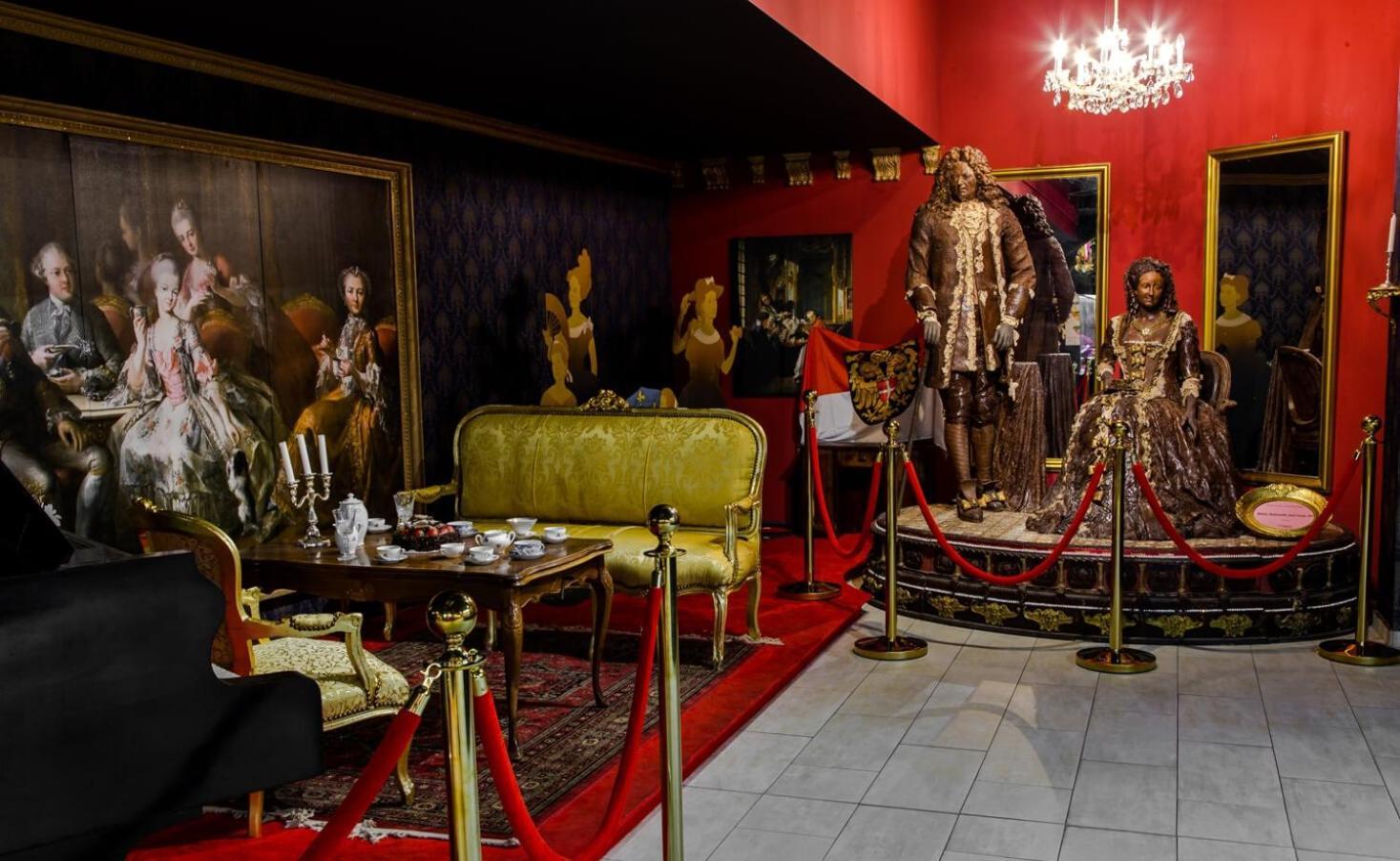 Brand-new On Shopping Street In Schoenbrunn With Lift Access Wenen
