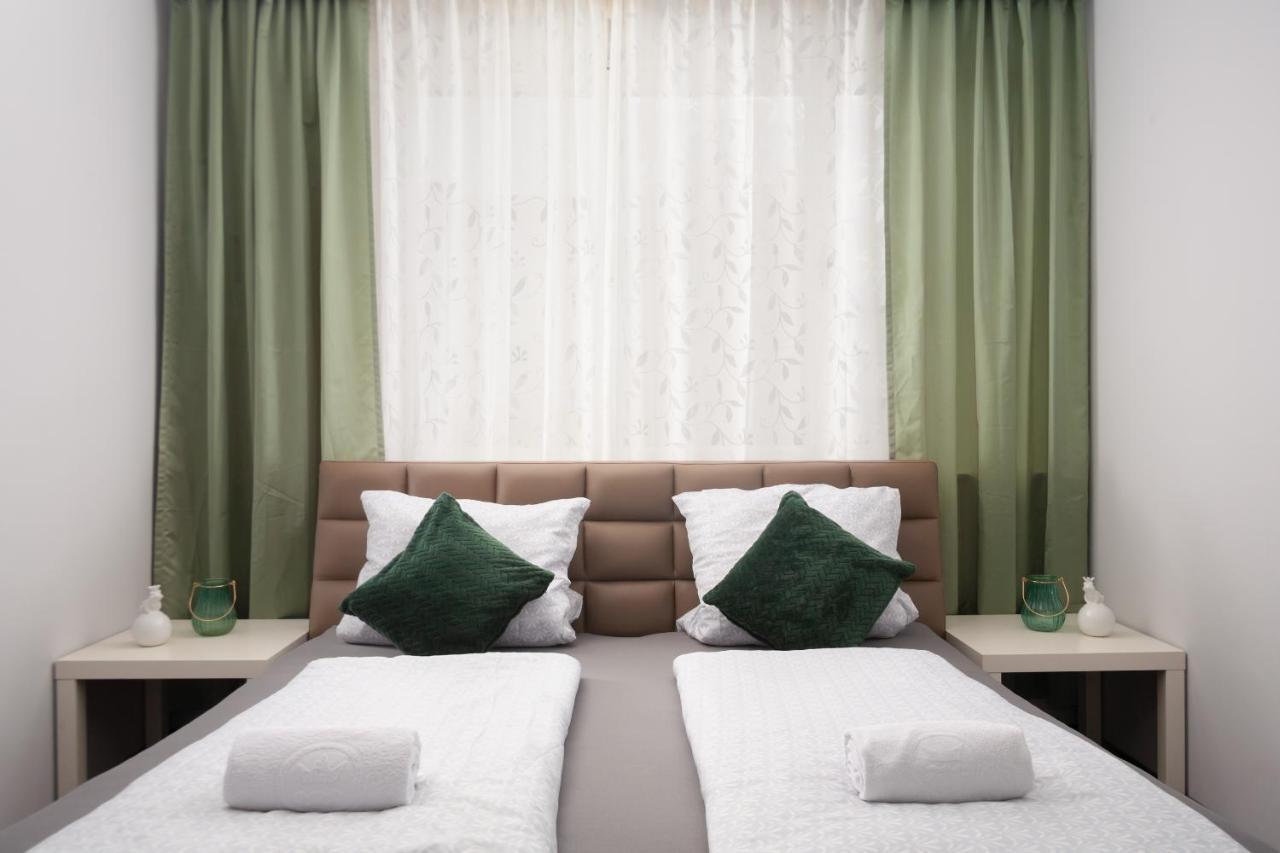 Brand-new On Shopping Street In Schoenbrunn With Lift Access Appartement Vienne